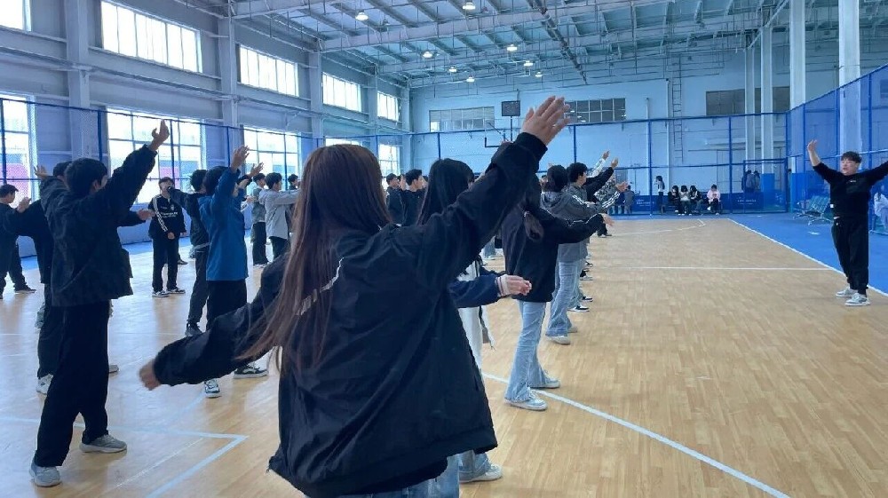 我校室内体育馆全新启用,多元运动空间解锁校园体育新体验