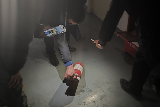 郑州市教育局领导莅临我校检查指导安全工作