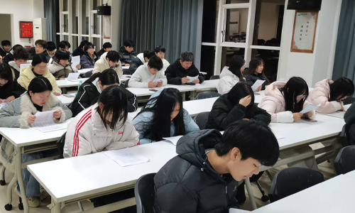 我校组织25级学生参加普通话水平测试